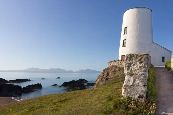 Latarnia morska na wyspie Llanddwyn — Zdjęcie stockowe