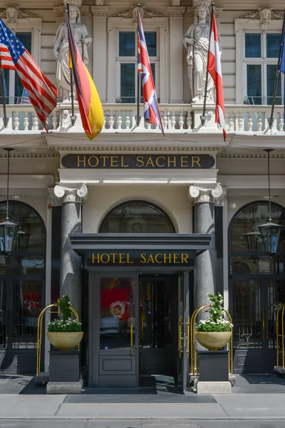 Vienna, Avusturya - 1 Haziran 2016: Hotel Sacher dış