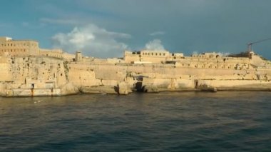 Büyük liman ve Valletta görünümü
