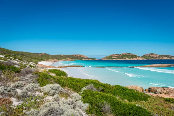 Скелі на пляжі, Лаки Bay, Esperance, Західна Австралія — стокове фото