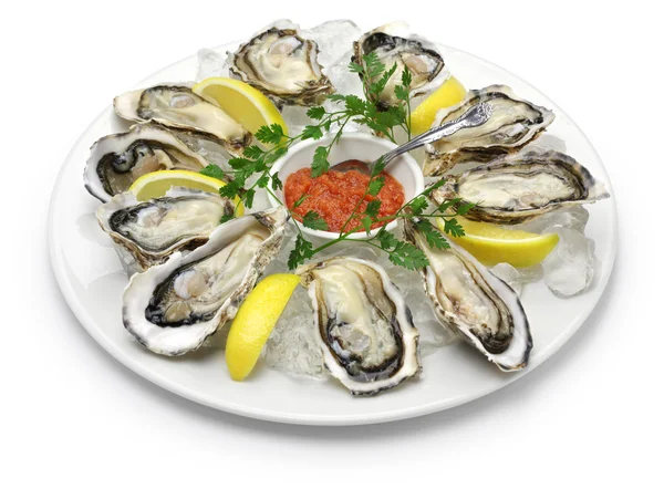 Plato de ostras frescas —  Fotos de Stock