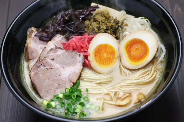 Tagliatelle giapponesi di ramen — Foto Stock