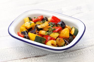 caponata, İtalyan patlıcan sebze güveç