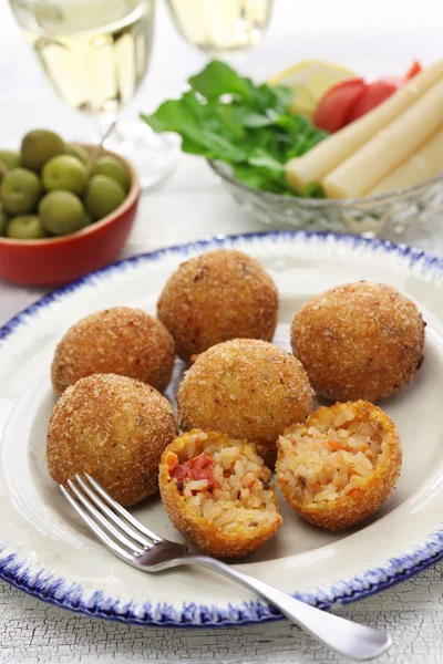 Arancini di riso, bolas de arroz risoto italiano — Fotografia de Stock