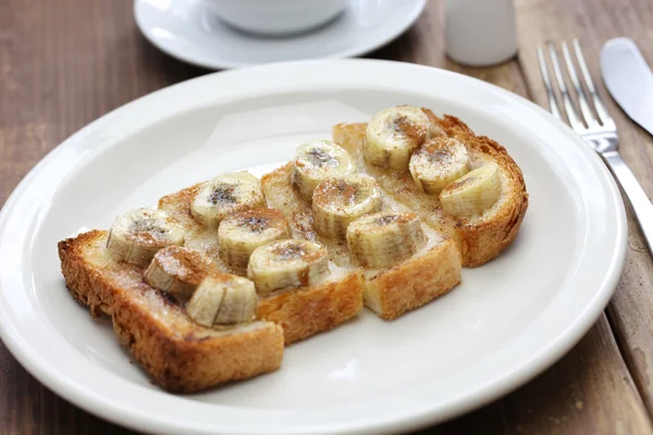 Cinnamon sugar banana toast — Stock Photo, Image