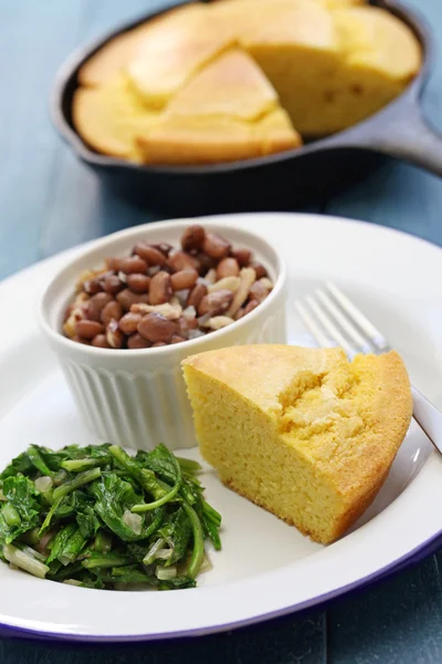 Beans and greens with cornbread, southern cooking — Stock Photo, Image