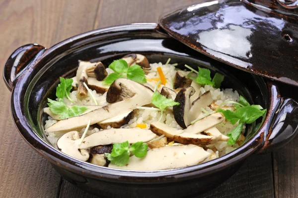 Matsutake gohan, rice cooked with matsutake mushroom — Stock Photo, Image