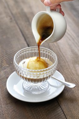 affogato, İtalyan tatlı