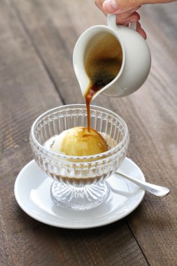 affogato, İtalyan tatlı