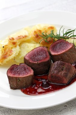 geyik eti biftek, geyik biftek