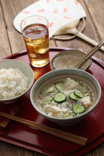 Hiyajiru (minestra di miso fredda) con riso d'orzo — Foto Stock