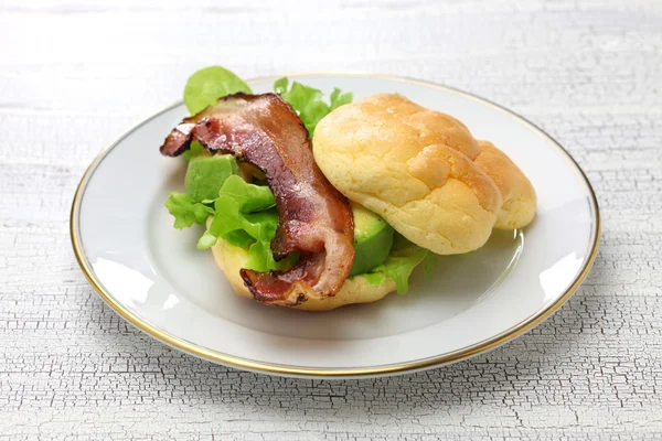 Cloud bread ( no carb bread ) sandwich — Stock Photo, Image