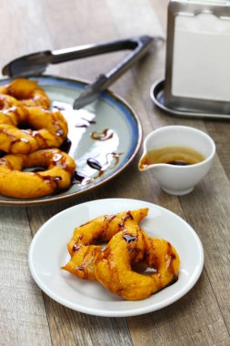 picarones, Peru balkabağı ve tatlı patates çörekleri