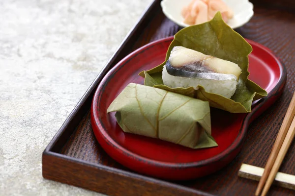 Kaki Zushi Makrillsushi Insvept Persimonblad Japansk Mat — Stockfoto