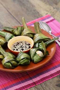 Gai hor bai toey, Thai pandan yaprağı tavuğu