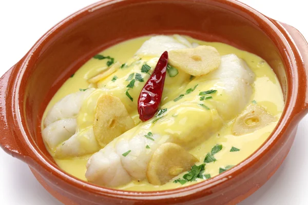 Bacalao al pil pil, cozinha espanhola, País Basco — Fotografia de Stock