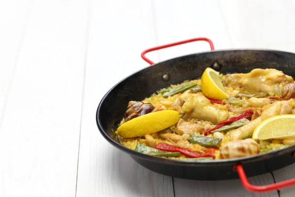 Paella valenciana, cucina spagnola — Foto Stock