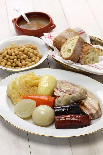 Cocido madrileno, chickpea and pork stew — Stock Image Cocido madrileno, chickpea and pork stew Stock Image