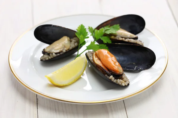 Stuffed mussels, turkish food — Stock Photo, Image