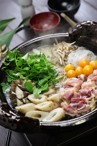 Japanese chicken hot pot cuisine — Stock Image Japanese chicken hot pot cuisine Royalty Free Stock Photos