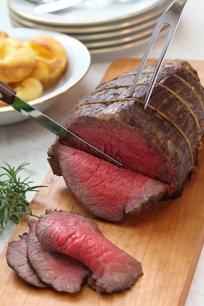 Roast beef carving — Stock Photo, Image