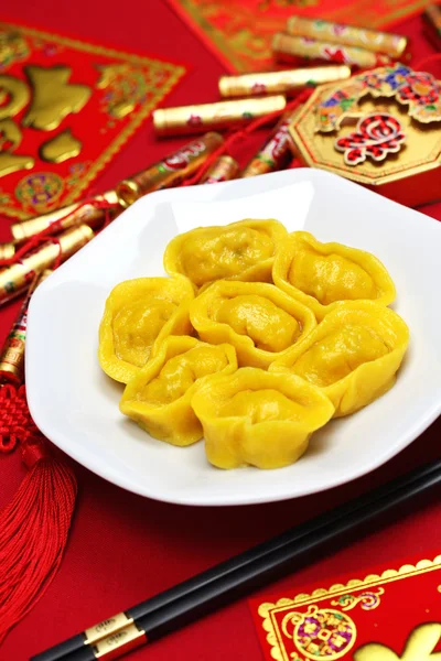 Albóndigas de lingote de oro chino caseras, comida del festival de primavera — Foto de Stock