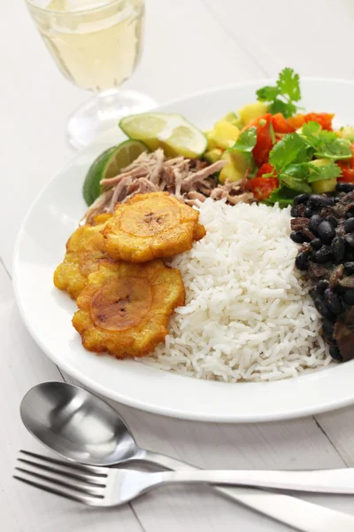 Traditionelle kubanische Küche — Stockfoto
