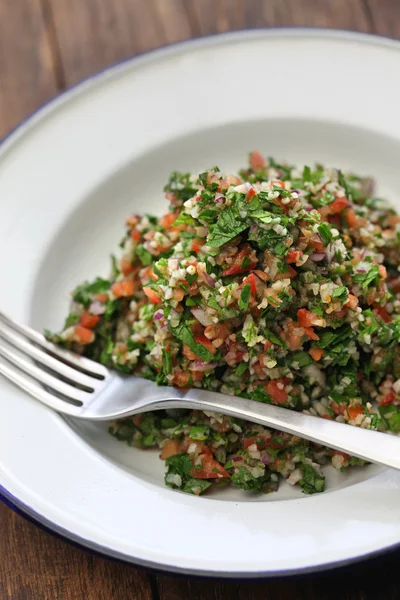 Tabbouleh, tabouli, petržel salát — Stock fotografie