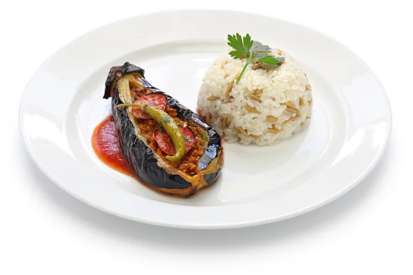 Karniyarik pilav, stuffed eggplant with pilaf, turkish cuisine — Stock Photo, Image