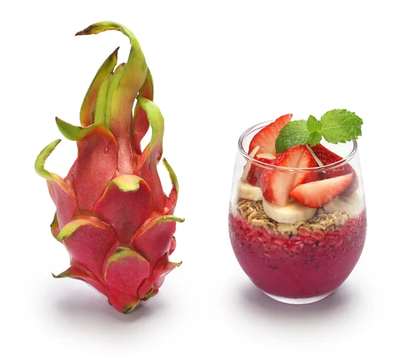 Dragon fruit and pitaya bowl — Stock Photo, Image