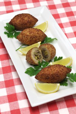 ev yapımı İçli köfte, Orta Doğu mutfağı
