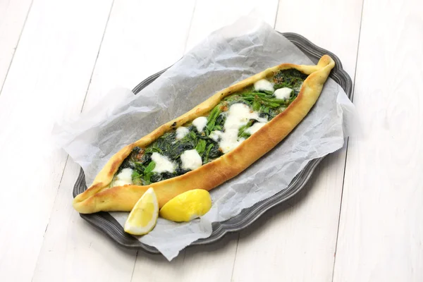 Spinach pide, turkish pizza — Stock Photo, Image