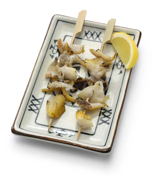 Grillowane skewered trąbiki sfałdowane, japoński żywności — Zdjęcie stockowe