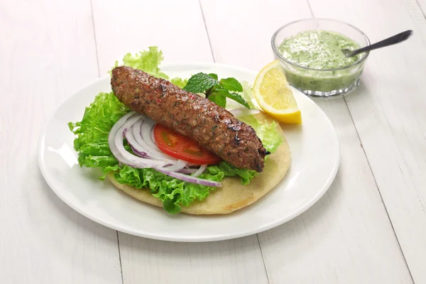 Sanduíche de carne de carneiro seekh kabab kebab — Fotografia de Stock