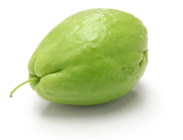 Chayote isolado no fundo branco — Fotografia de Stock