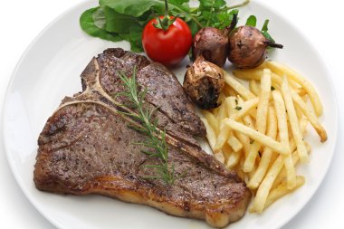 t-Bone biftek, biftek, beyaz arka plan üzerinde izole bistecca alla fiorentina