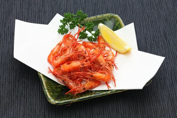 Crevettes d'eau douce frites, nourriture japonaise — Photo