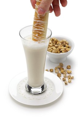 homemade horchata and fartons clipart