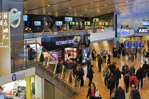 De internationale luchthaven Helsinki — Stockfoto