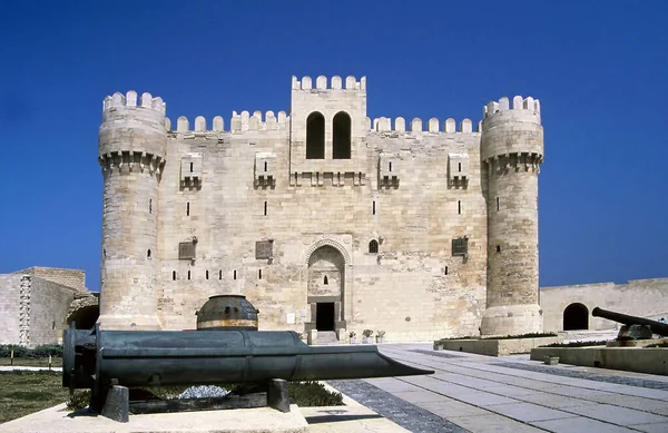 Frontansicht Der Zitadelle Von Qaitbay Qaitbay Fort Ist Eine Verteidigungsfestung — Stockfoto