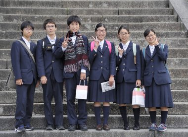 Japon lise öğrencileri