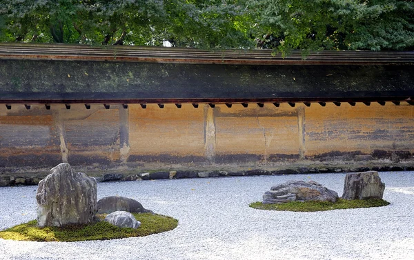 Zen jardim de rocha — Fotografia de Stock