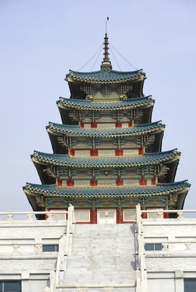 Pagoda Gyeongbokgung Sarayı'nda — Stok fotoğraf