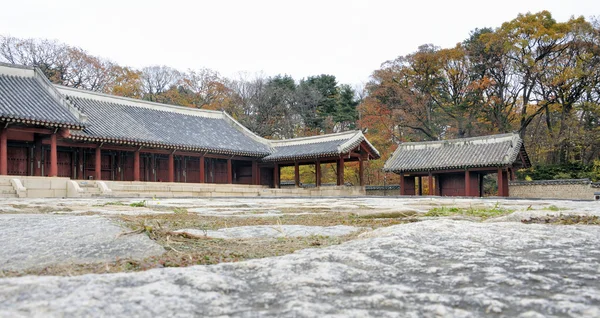 Jongmyo 皇家神社在首尔 — 图库照片