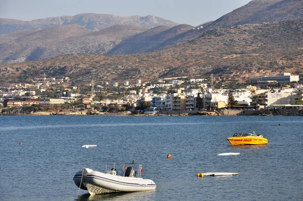 Vue sur le port de Hersonissos Crète Grèce — Photo