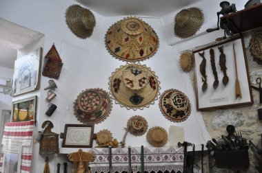 köy Müzesi kaliviani Manastırı crete Yunanistan