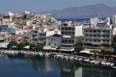 Şehir Agios Nikolaos Girit Yunanistan Probleminin Tekrar illüstrasyon