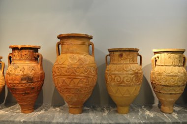 Seramik nesneleri HERAKLEION Arkeoloji Müzesi