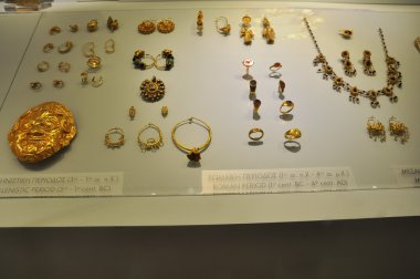 Jewelry from Herakleion Archaeological Museum clipart