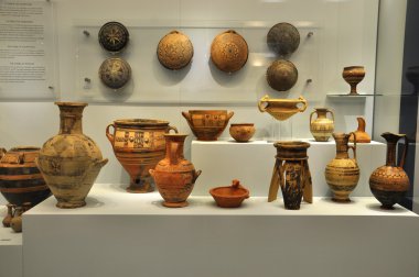 Seramik nesneleri HERAKLEION Arkeoloji Müzesi
